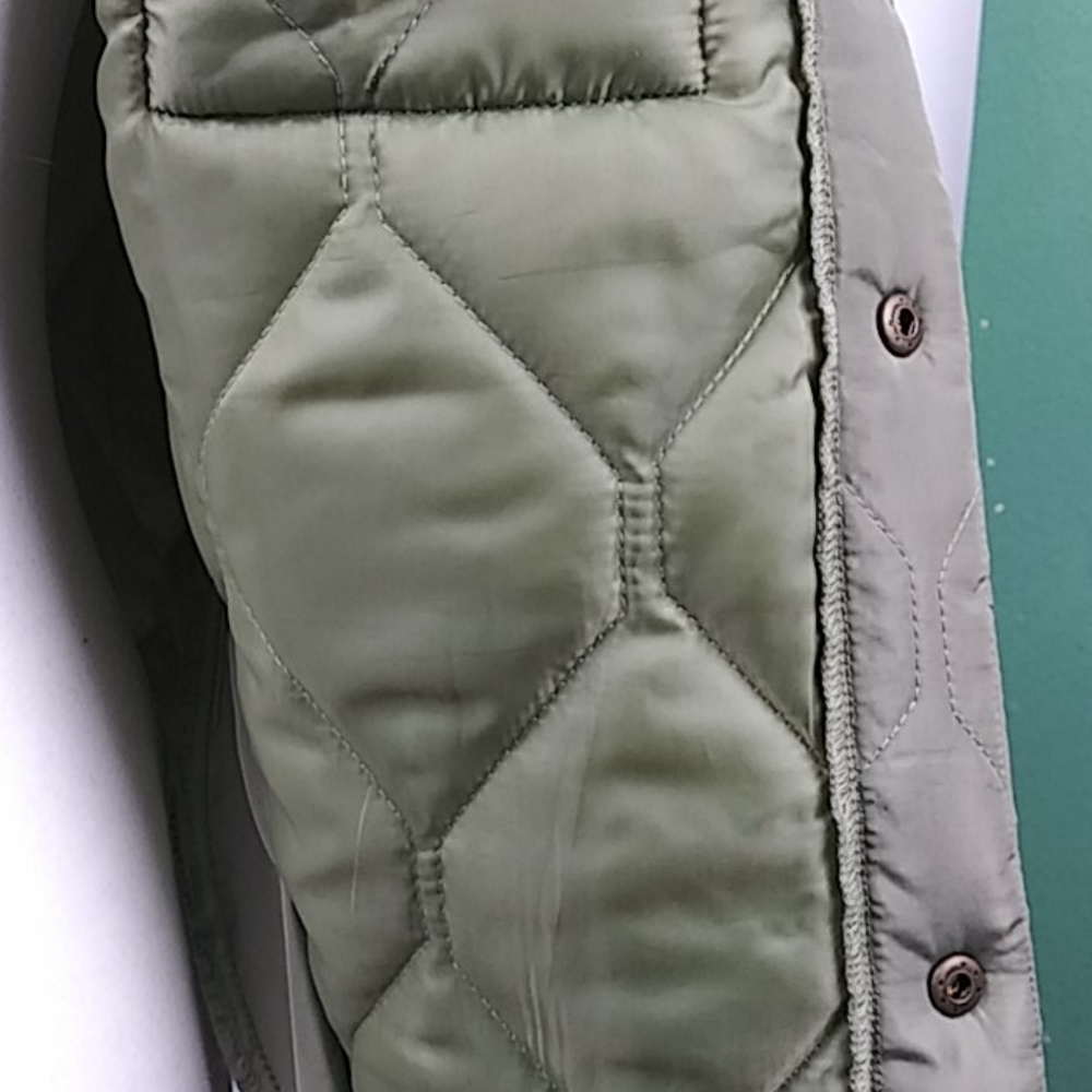 Boys Art Class Vest. - Picture 7 of 15